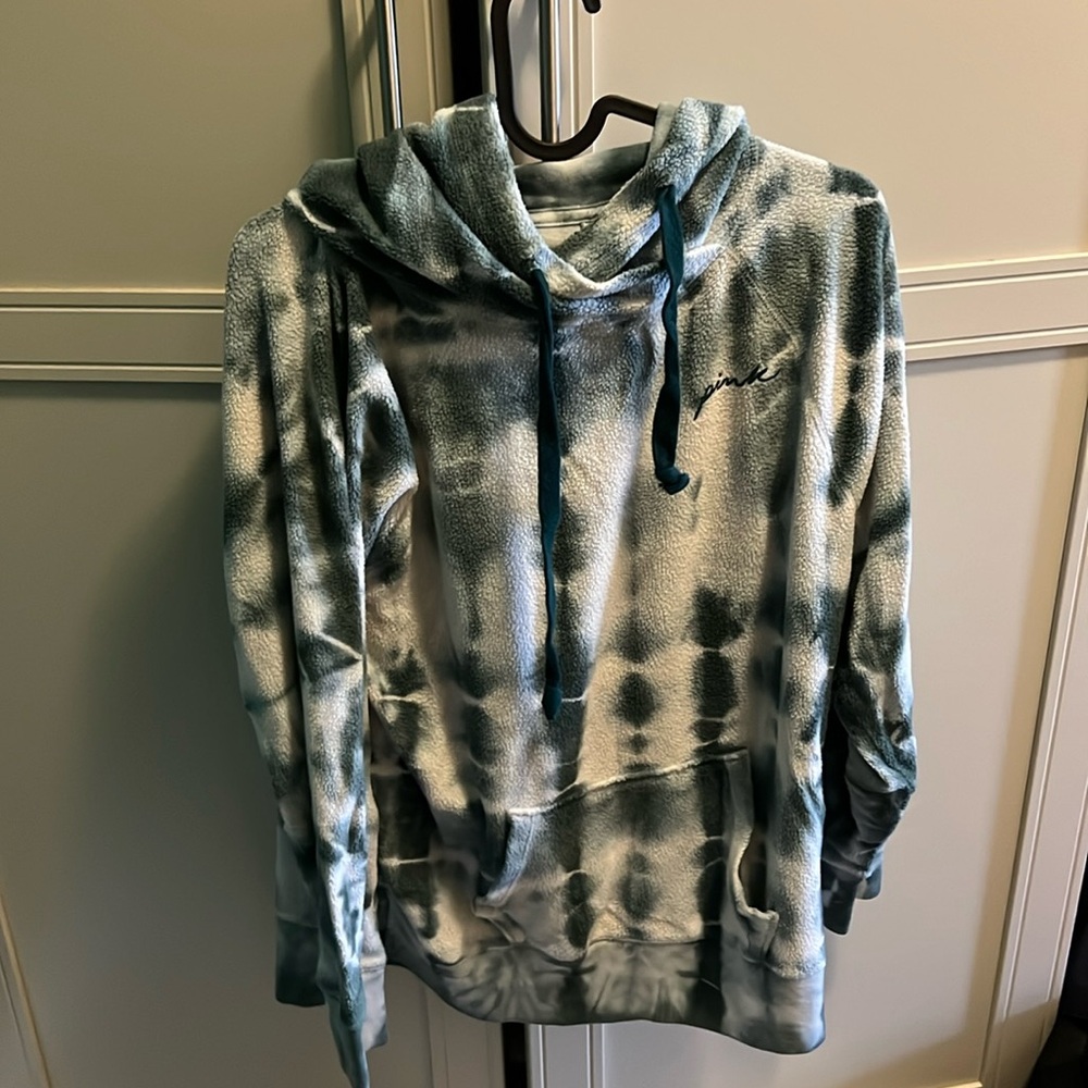 Victoria secret pink sweatshirt